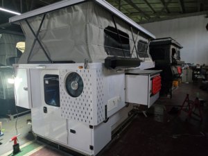 Camioneta Pickup 4x4 Moderna con Luces LED, Carpa Plegable Ligera <span class=keywords><strong>de</strong></span> Aluminio, Remolque <span class=keywords><strong>de</strong></span> <span class=keywords><strong>Autocaravanas</strong></span> Móvil - Product Image 4