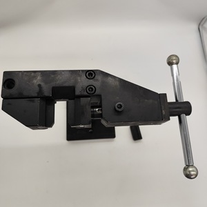 Vertikaler Schraubstock für Diesel-Injektoren, universeller Demontagerahmen, <span class=keywords><strong>Common</strong></span>-<span class=keywords><strong>Rail</strong></span>-Demontagewerkzeug, Diagnosewerkzeug, Fixierwerkzeug - Product Image 6