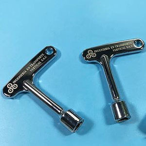 Tam Giác Chính Thang Máy Tam Giác <span class=keywords><strong>Key</strong></span> Laser In Logo - Product Image 1