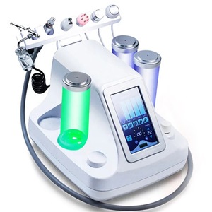 Aparato Médico Facial de Rejuvenecimiento con Oxígeno y Chorro de Agua para Uso Doméstico - Product Image 2