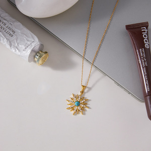 Collar con Colgante de Sol, Chapado en Oro, con Piedra Turquesa y Cristal en Forma de Estrella, para Uso Diario, Regalo, Joyería - Product Image 4