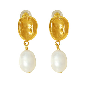 ต่างหูทรงหยดน้ำสไตล์ฝรั่งเศสย้อนยุค หรูหราเบาๆ ทำจากไทเทเนียมชุบทอง 18k ประดับมุกธรรมชาติ เหมาะสำหรับใส่ทุกวัน - Product Image 5