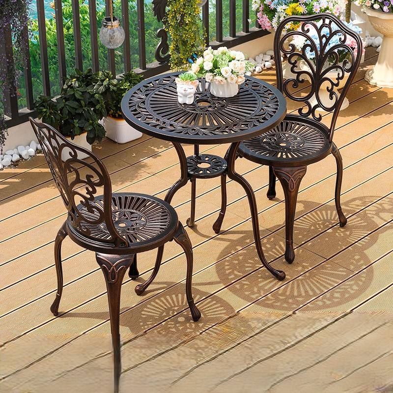 เก้าอี้ไม่มีพนักแขนลายผีเสื้อ (2 ตัว) + โต๊ะกลมไม้มะกอกขนาด 60 ซม.