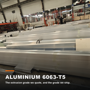Paneles de Cerca Verticales de Aluminio con Recubrimiento en Polvo, Modernos, Metálicos, de la Marca Unity, para Cercas de Privacidad Residenciales en Exteriores - Product Image 6
