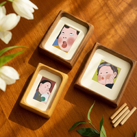 Vente en gros de boîtes à ombre 3D créatives, durables et écologiques en bois de noyer rectangulaires, faites à la main, avec coins arrondis et rainures profondes, pour mur de galerie