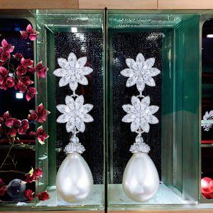 Pendientes de gota de perla largos elegantes con racimo de piedra de Zirconia cúbica accesorio de joyería de desfile de boda elegante para mujer - Product Image 3