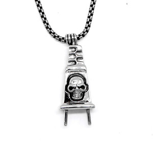 Yunnique – collier avec pendentif en forme de crâne punk en acier inoxydable pour hommes, design géométrique, forme de squelette, bijoux à la mode - Product Image 1
