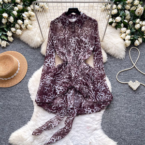 Elegante <span class=keywords><strong>Abito</strong></span> Camicia <span class=keywords><strong>Viola</strong></span> con Stampa Animalier da Donna, in Chiffon Fluido a Maniche Lunghe, con Cintura in Vita, <span class=keywords><strong>Mini</strong></span> <span class=keywords><strong>Abito</strong></span> Casual - Product Image 4