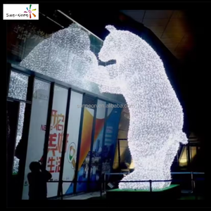 Nuevas Luces Navideñas para Exteriores, Luces LED con Diseño de Oso Gigante para Decoración Navideña con Clasificación IP44 y Fácil Instalación - Product Image 2