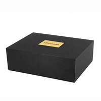 Boîte cadeau magnétique noire de luxe personnalisée à double porte, finition mate douce au toucher, matériaux recyclés, doublure en éponge pour
