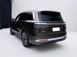 SUV électrique de luxe haut de gamme, grande taille, 5 portes, 6 places, double moteur, 4 roues motrices, charge ultra-rapide 800V, véhicule phare - Product Image 5