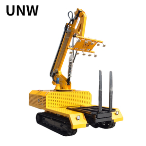 Camion chenillé d'installation <span class=keywords><strong>photovoltaïque</strong></span> UNW homologué CE pour la pose de panneaux solaires photovoltaïques en construction - Product Image 6