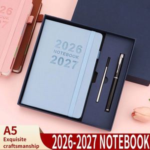 สมุดแพลนเนอร์ภาษาอังกฤษปี 2026-2027 แบบข้ามพรมแดน ปฏิทินรายปี สมุดแพลนเนอร์แบบมีสายรัด คู่มือเพิ่มประสิทธิภาพการทำงาน สมุดโน้ตแบบปรับแต่งได้ กล่องของขวัญ - Product Image 5