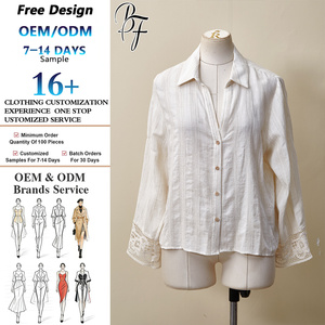 <span class=keywords><strong>Chemisier</strong></span> personnalisé pour femme à col en V : chemise à manches longues boutonnée avec texture à rayures verticales - Service OEM/ODM - Product Image 1