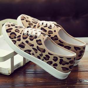 Venta al por mayor zapatos <span class=keywords><strong>de</strong></span> lona <span class=keywords><strong>de</strong></span> las mujeres <span class=keywords><strong>de</strong></span> la parte superior baja 2024 nuevos zapatos <span class=keywords><strong>de</strong></span> estudiante zapatos <span class=keywords><strong>de</strong></span> lona plana - Product Image 6