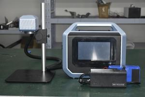 Hualong 2024 - Máquina Portátil Multifuncional de Marcado y Limpieza por Láser de Fibra de 4.5 kg, Grabado de Oro y Plata - Product Image 4