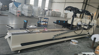 Machine de fabrication de portes et fenêtres en pvc Machine de découpe de portes et fenêtres en pvc Scie à double tête pour profilés de portes et fenêtres en pvc