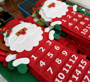<span class=keywords><strong>Calendario</strong></span> de Adviento Navideño Creativo de Tela No Tejida con Diseño de Muñeco de Nieve y Reno para Decoración del Hogar - Product Image 6