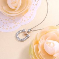 Bijoux fins 925 argent Sterling chanceux cheval coeur cubique Zircon fer à cheval pendentif collier pour les femmes