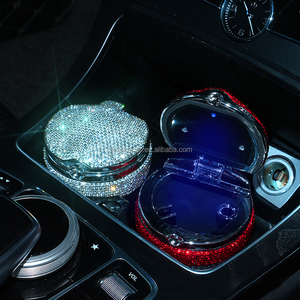 Rhinestone Shiny Sparkling Glitter Diamond-mounted Bling Metal Portable Cigarette Smoking Tobacco Bin <strong>Car</strong> <strong>Ashtray</strong> With Led Light - Product Image 2