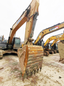 Mini-excavatrice sur chenilles XCMG XE270DK avec moteur diesel d'occasion pour le prix d'une excavatrice - Product Image 3