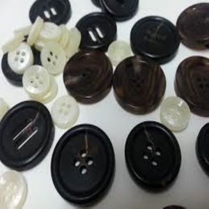 Bouton en corne de buffle ivoire poli personnalisé pour hommes Costumes de sport disponibles en différentes tailles - Product Image 5