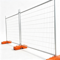 Clôture temporaire australienne standard 4687, 2x2,4m, pieds en plastique galvanisé, résistante aux UV, pour cour, bétail, balcon, chantier