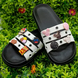 Sandal EVA untuk Pria 2022 Wanita Mode DIY Tren Sandal Logo Kustom Multi-Eyed Monster Pantai Sandal Olahraga Dalam Ruangan