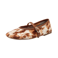 Chaussures plates Mary Jane légères à bout carré et imprimé vache pour femmes avec semelle extérieure en caoutchouc – Chaussures décontractées