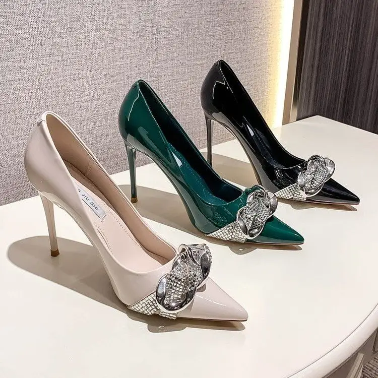 New Spring Ladies Rhinestone Metal Buckle High Heels Patent Leather Shiny Pointed Thin High-heeled Shoes