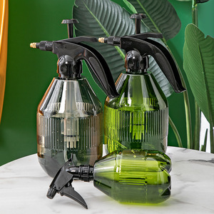 Manual Sprayer 2L Green Garden Watering Disinfection Use - Product Image 3