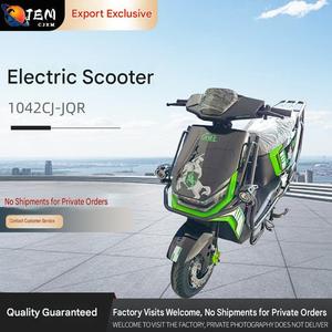 Motos électriques à grande vitesse en gros à prix abordable pour la circulation urbaine, scooter tout-terrain avec moteur 1000W 72V et repose-pieds - Product Image 1