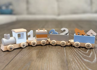 Train en blocs de bois personnalisé, jouet pour enfants, cadeau d'anniversaire pour enfants