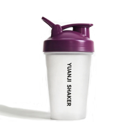 Bouteilles de shaker de protéines en plastique personnalisées avec logo d'usine, 400 ml et 600 ml, avec boule en métal et poignée portable, emballage en boîte