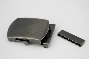 Fibbia per <span class=keywords><strong>cintura</strong></span> in metallo placcato di ottima qualità a buon mercato regolare la fibbia fibbia per <span class=keywords><strong>cintura</strong></span> da uomo 32*43.5mm - Product Image 2