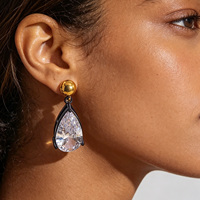 Boucles d'oreilles géométriques en acier inoxydable avec zircon, tendance et élégantes, unisexes, plaquées or 18 carats PVD, hypoallergéniques, imperméables
