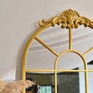 Espejo Decorativo de Pared con Marco Metálico Arqueado en Color Dorado para Sala de Estar o Baño - Product Image 5