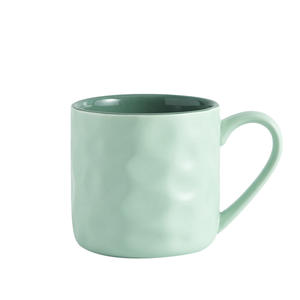 Taza de cerámica estilo nórdico con tapa y cuchara, bicolor verde beige con patrón de piedra, taza individual para café, té, agua. - Product Image 5