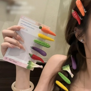 Barrettes créatives pour filles, pinces à cheveux en forme de légumes de dessin animé, barrettes <span class=keywords><strong>alligator</strong></span>, jolies pinces à motifs maïs, radis, aubergine pour enfants - Product Image 1