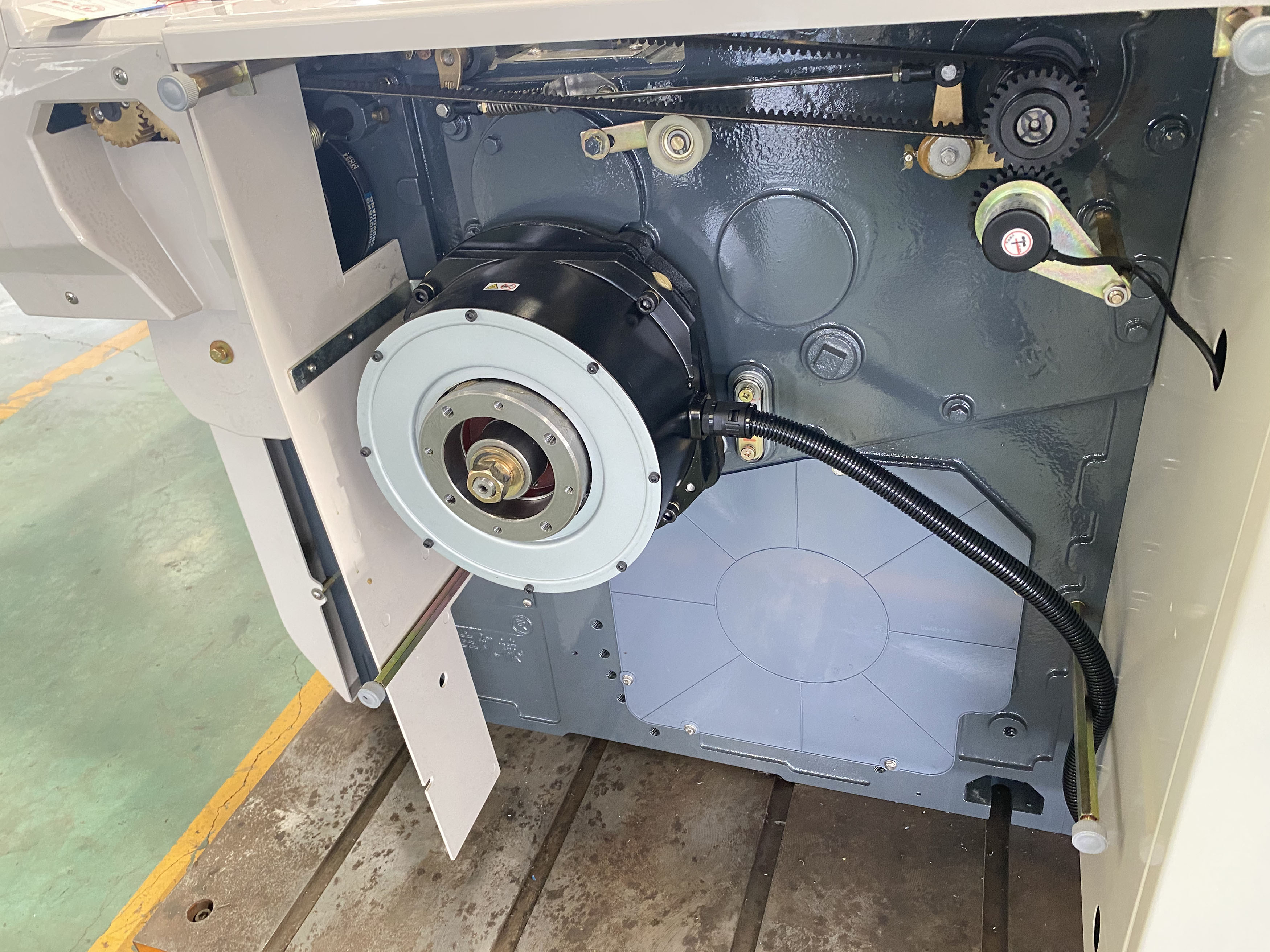 Single Nozzle Water Jet Loom Weaving Power Waterjet Loom Machine