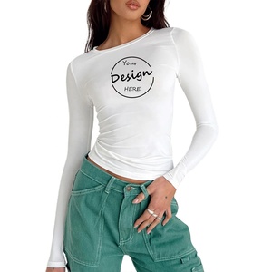 Vente en gros de hauts courts sexy pour femmes t-shirt slim fit en jersey de mode de haute qualité à manches longues avec logo imprimé personnalisé - Product Image 3