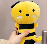 Peluche abeille mignonne de dessin animé, jouet en peluche doux, poupée abeille, cadeau pour enfants, décoration de la maison