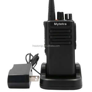 Transceptor FM Profesional Analógico UHF Mytetra MYT-DM301, Walkie Talkie de Largo Alcance, Carga USB, Resistencia al Agua IPX-1, 2000mAh - Product Image 5