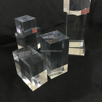 Bloc de présentation en acrylique transparent solide