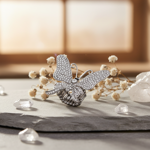 Anelli a farfalla in cristallo trasparente placcato oro - Product Image 3