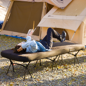 Lit <span class=keywords><strong>de</strong></span> camping pliable portable pour bureau individuel avec <span class=keywords><strong>matelas</strong></span> gonflable - Product Image 3