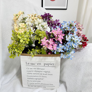 Flores artificiales de hortensia Queyiyi, flores de seda de 5 ramas para decoración de techos de bodas y decoración del hogar. - Product Image 3