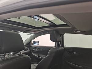 Venta al por mayor Usado 2020 <span class=keywords><strong>Chevrolet</strong></span> Malibu XL 535T CVT Hybrid <span class=keywords><strong>SUV</strong></span> Turbo Motor Asientos de cuero Opciones Izquierda Derecha Oscuro - Product Image 4