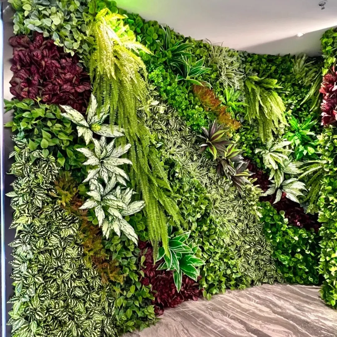 Pano de fundo sintético para pendurar na parede, decoração de folhas falsas de grama sintética não-tóxico, plantas verdes artificiais