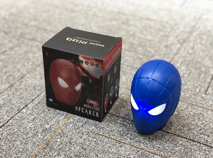 Homme araignée bleu